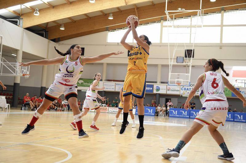 El Raca Granada se lleva el I Torneo Costa del Sol femenino 