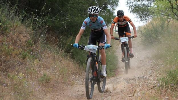 Una prueba de BTT en Jarapalos, donde se habilitarán más senderos.