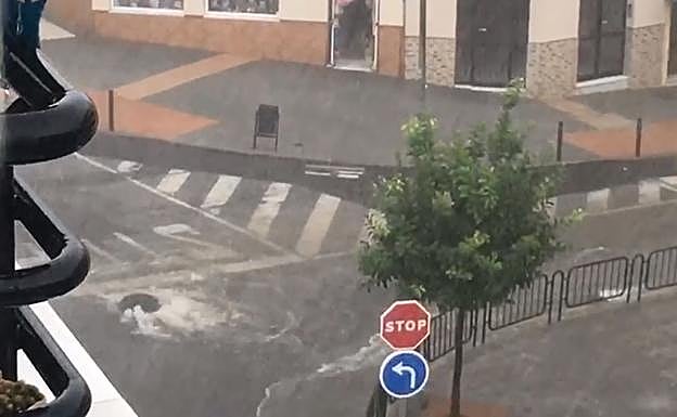 Nerja ha vivido una intensa granizada. 