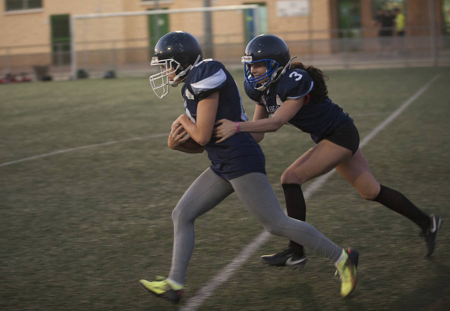 El equipo entrena dos veces por semana en el campo José Gallardo de Portada Alta. 