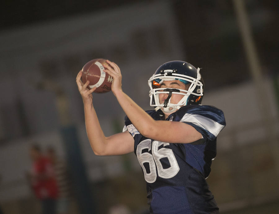 El equipo entrena dos veces por semana en el campo José Gallardo de Portada Alta. 