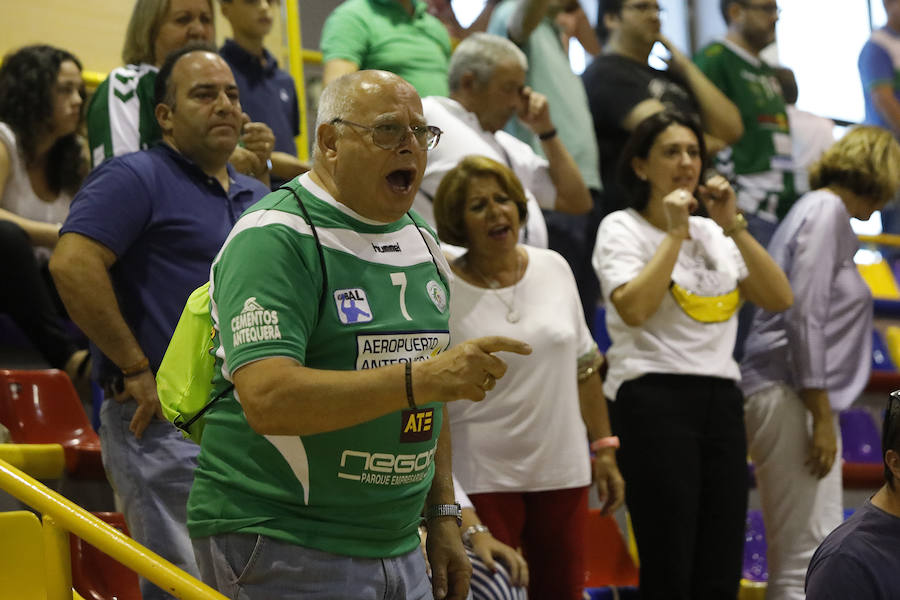 Fotos: Los mejores momentos del Conservas Alsur-Balonmano Navas