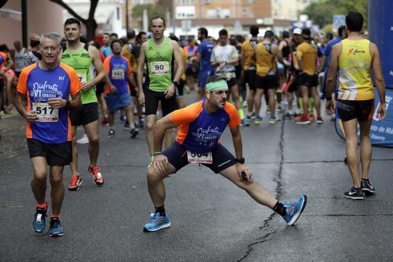 El Distrito Carretera de Cádiz acogió este domingo la carrera que discurre entre estos dos barrios de la capital y en el que han participado unos 700 corredores