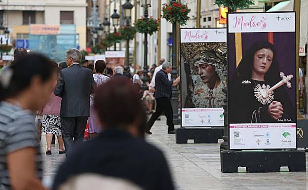 La exposición 'Madres' ofrece un homenaje a mujeres que luchan contra el cáncer
