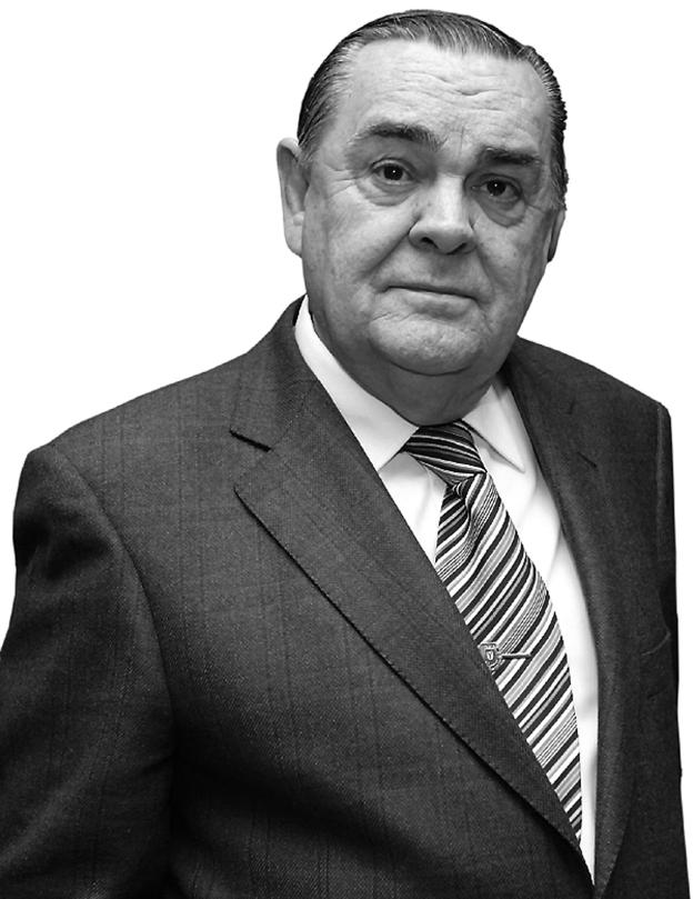 EL MAESTRO PATIÑO