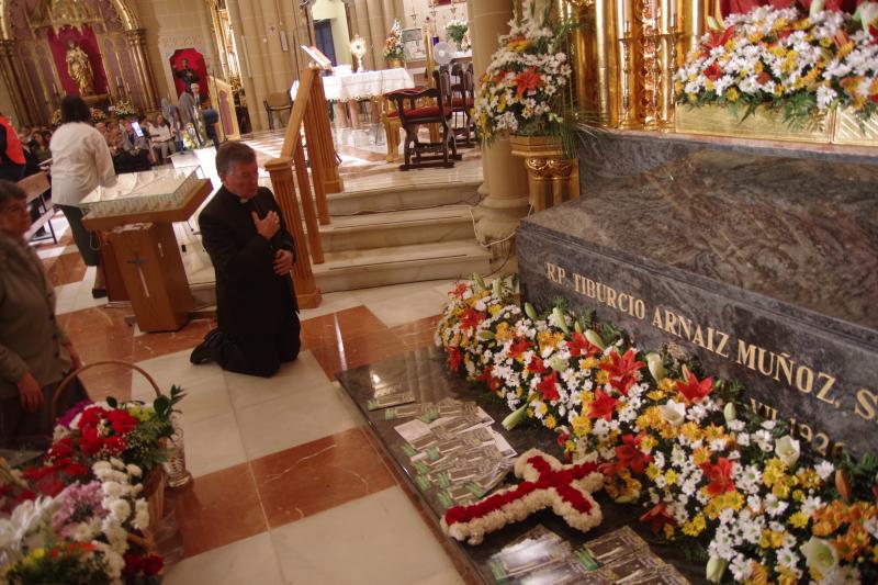 Este histórico acontecimiento ha llenado la ciudad de fieles llegados desde diferentes puntos. Vigilia en el Sagrado Corazón previa a la beatificación del padre Tiburcio Arnaiz