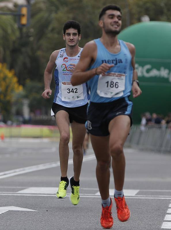 Más de 18.000 personas corrieron por las calles de Málaga en la 40 edición de esta tradicional prueba popular