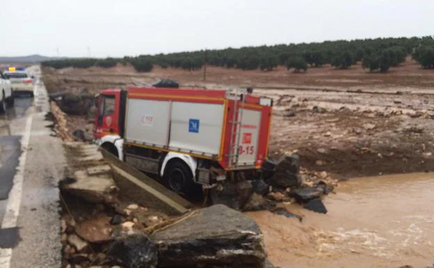 Camión de bomberos donde iba el agente fallecido. 