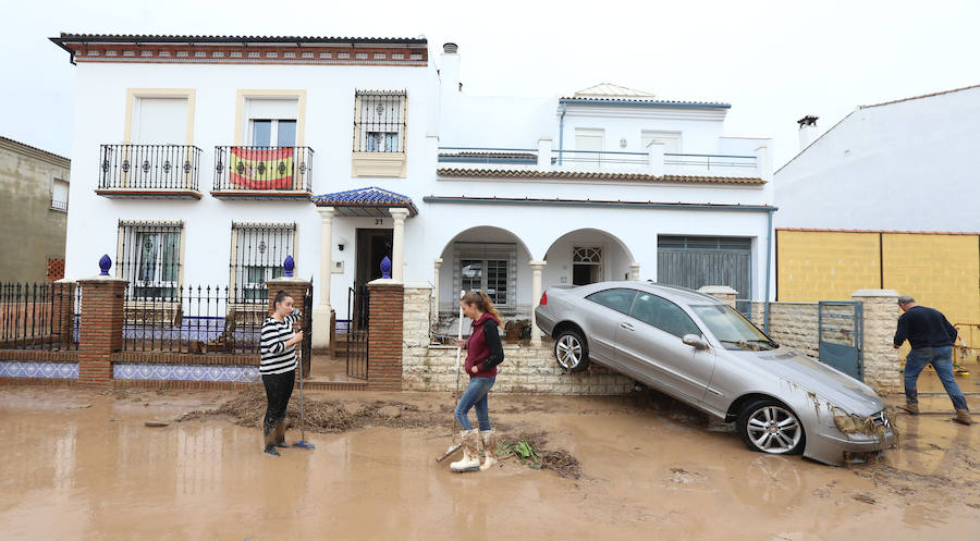 Bobadilla, Campillos, Teba, Casarabonela, Ardales y Estepona se llevan lo peor de la alerta roja que ha dejado registros históricos