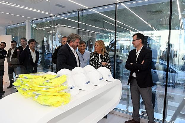 La alcaldesa de Marbella, Ángeles Muñoz, visitó ayer las instalaciones. 
