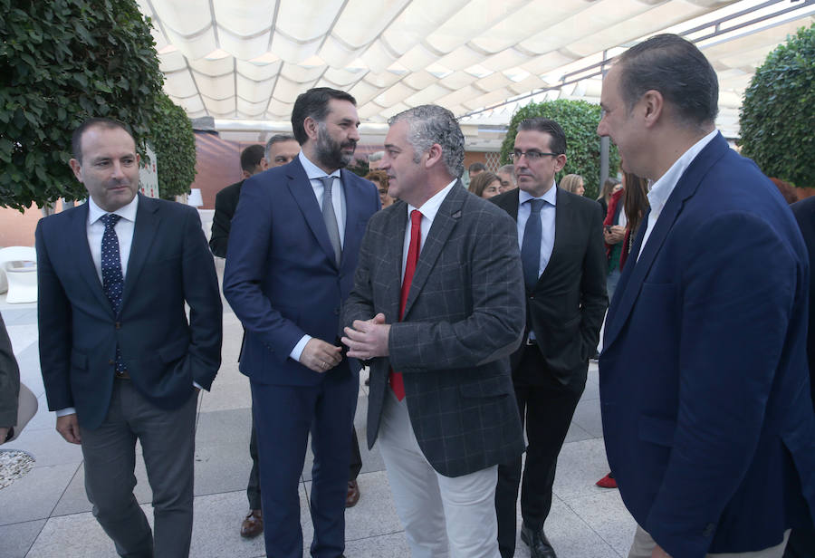 El consejero de Turismo y Deporte de la Junta de Andalucía, Francisco Javier Fernández, ha participado en un Foro SUR en el hotel NH Málaga