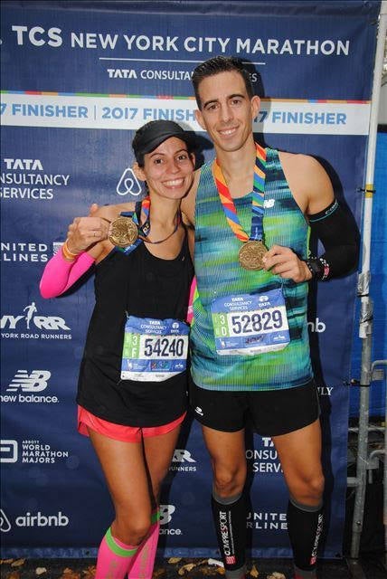 Fotos: Así pidió matrimonio a su novia tras correr la Maratón de Nueva York