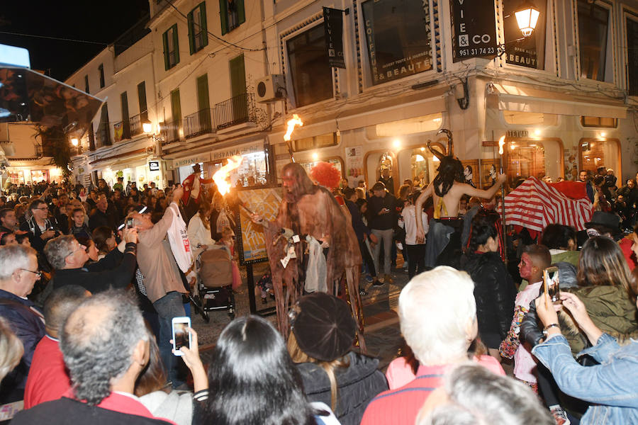 Así se ha celebrado Halloween (este viernes) por las calles de Marbella