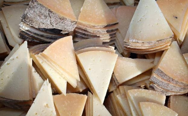 Un queso que se vende en Mercadona por unos 10 euros el kilo, entre los mejores del mundo