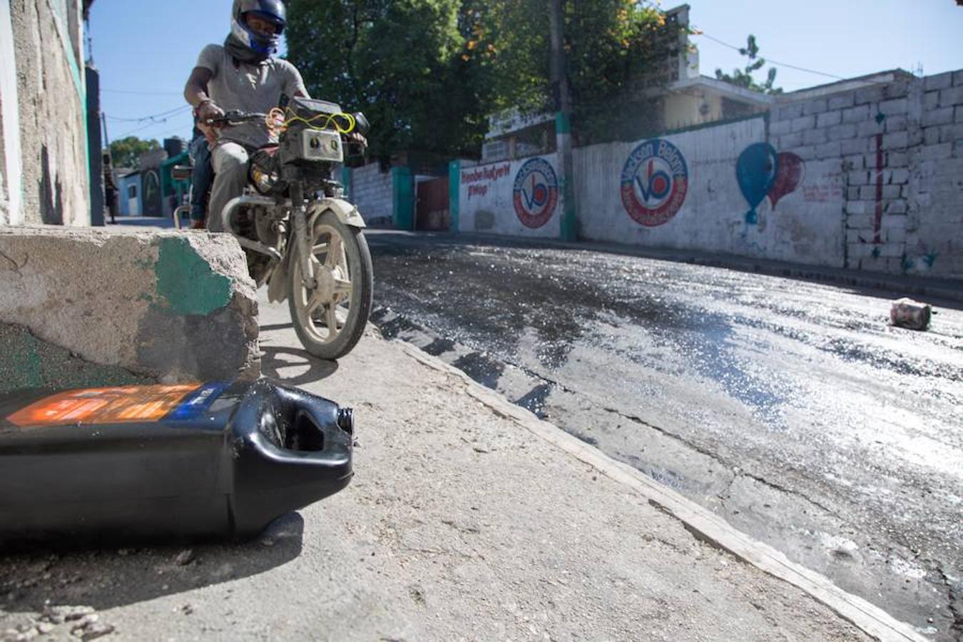 Al menos seis personas han fallecido en una revuelta contra la corrupción que va ya por su segundo día
