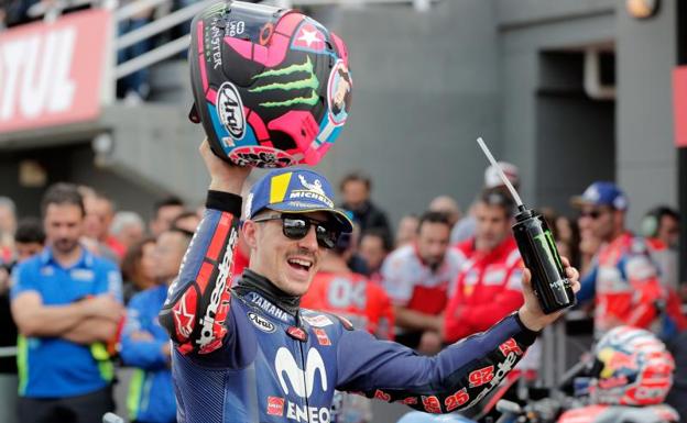 Viñales, tras conseguir la 'pole' durante los entrenamientos en Cheste, Valencia