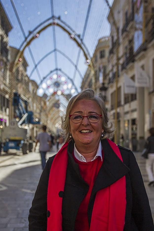 MEJOR LUCES                                   QUE SOMBRAS