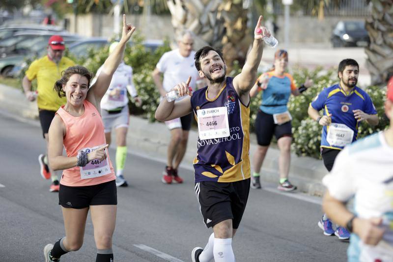 Unos 5.000 corredores participan en la novena edición de esta competición que este año tiene como novedad una prueba de 21 kilómetros