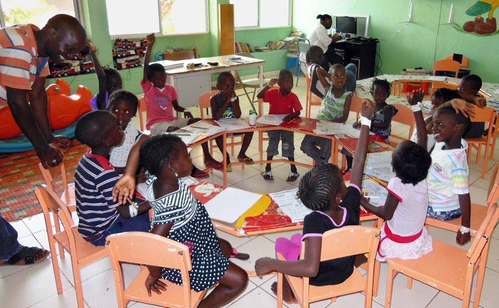 Una escuela infantil en el hospital de Guinea-Bisáu.