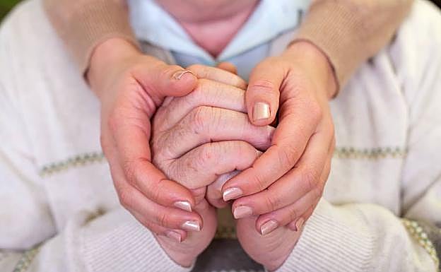 Un gazpachuelo contra la soledad