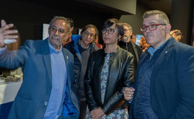Chema Domínguez: «Queremos aumentar el flujo de visitantes desde la Cueva de Nerja al Museo»