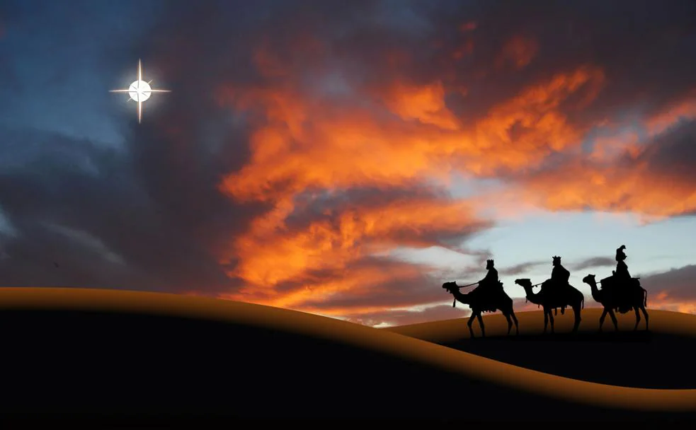 Los tres Reyes Magos siguiendo la estrella de Belén.