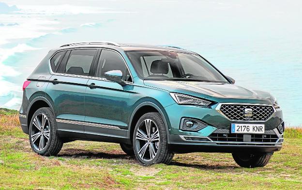 El impresionante aspecto del Tarraco le define como un SUV grande pero de medidas contenidas. :: seat