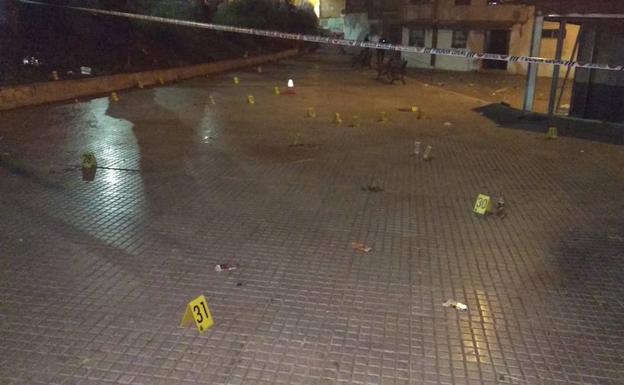 Escenario del tiroteo, donde se recogió medio centenar de casquillos, algunos de subfusil.