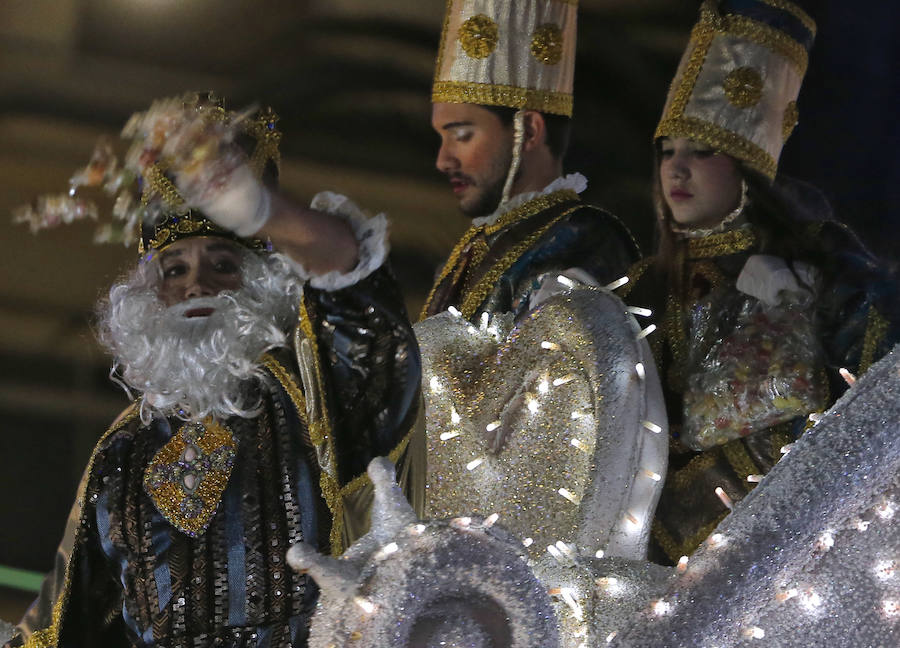 Fotos: Las mejores imágenes de la Cabalgata de los Reyes Magos de Málaga 2019