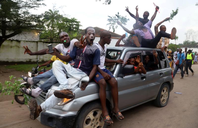 Horas antes del anuncio de la victoria del opositor Félix Tshisekedi, grupos de activistas animaron a tomar las calles ante el temor de una falta de «verdad» en las urnas