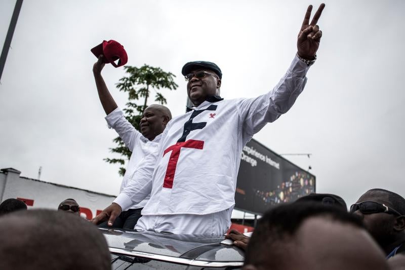 Horas antes del anuncio de la victoria del opositor Félix Tshisekedi, grupos de activistas animaron a tomar las calles ante el temor de una falta de «verdad» en las urnas