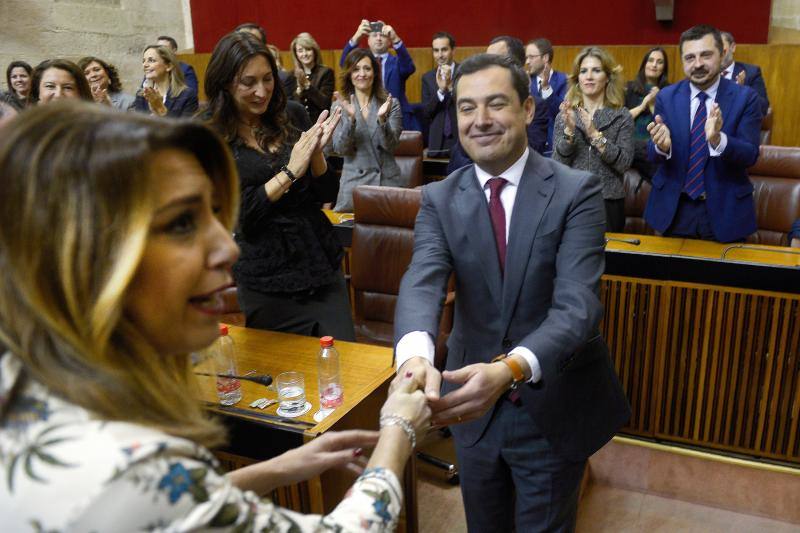 El dirigente popular obtiene mayoría absoluta en la votación en el Parlamento 