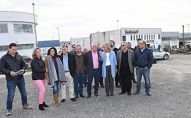 Rueda de prensa este jueves en el polígono de San Pedro. 