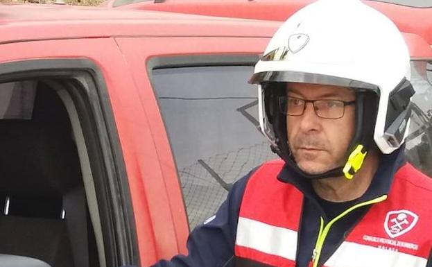Julián Moreno, director técnico de los bomberos de la provincia, en el operativo de rescate de Julen.