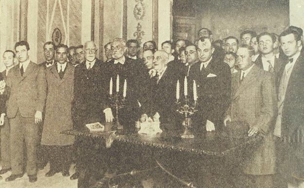 Unamuno, en el acto organizado en honor de Torrijos.