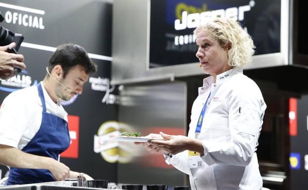 La chef eslovena Ana Ros durante su ponencia en Madrid Fusión.