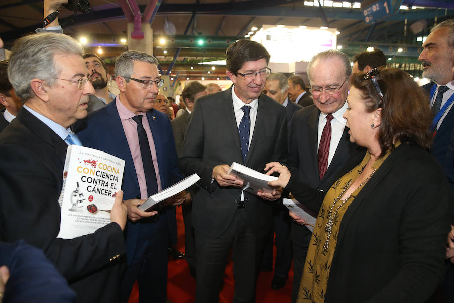 La 21ª edición de este evento, el cual acoge el Palacio de Ferias y Congresos, fue inaugurada por el vicepresidente de la Junta y consejero de Turismo, Juan Marín