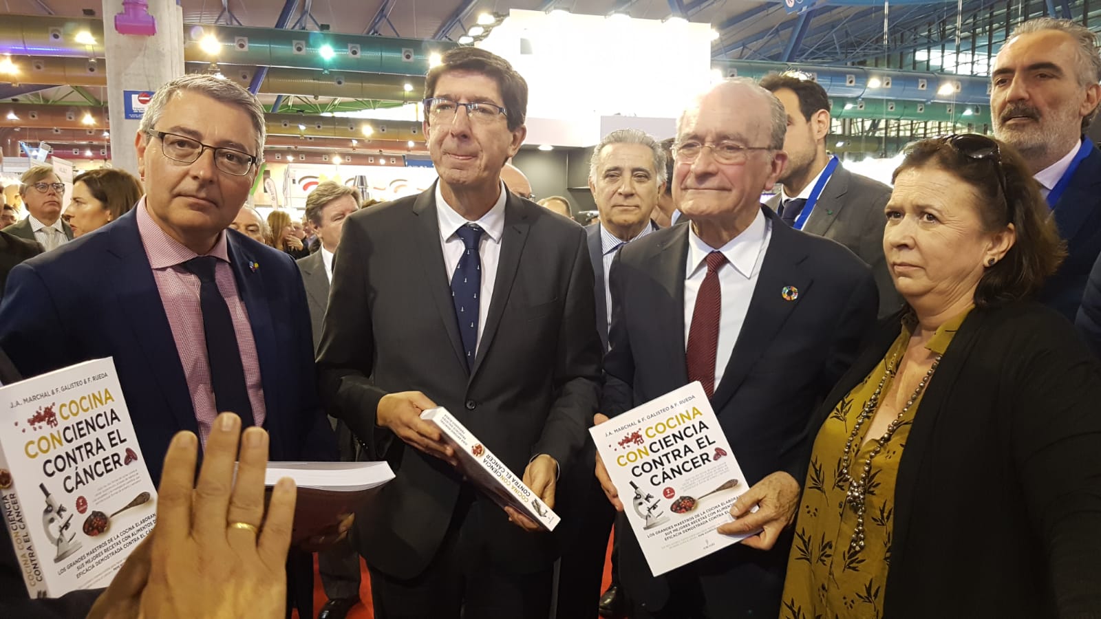 La 21ª edición de este evento, el cual acoge el Palacio de Ferias y Congresos, fue inaugurada por el vicepresidente de la Junta y consejero de Turismo, Juan Marín