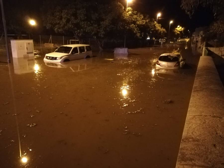 Calles inundadas en El Trapiche.