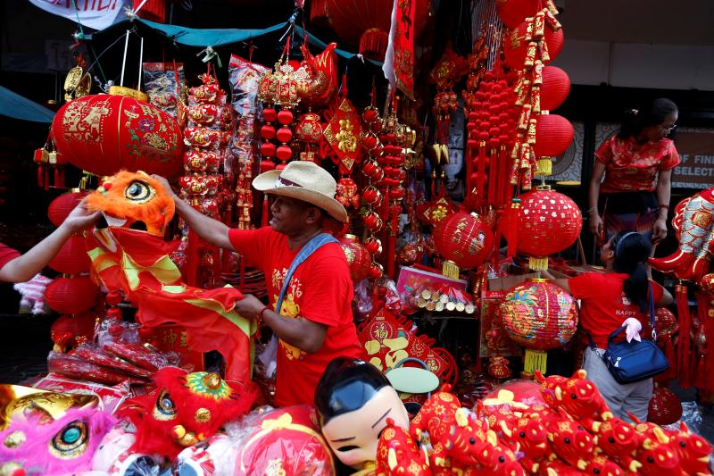 Las celebraciones y pasacalles inundaron las calles de diversos lugares de Asia, como Birmania, Tailandia o la misma China