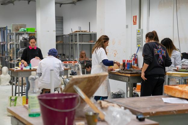 Un nuevo máster y reformas en los patios, entre los planes de Bellas Artes