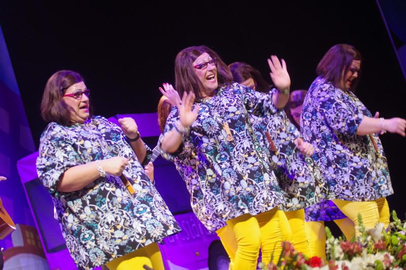 Quinto premio en murga: 'Ya está aquí el nublao''.