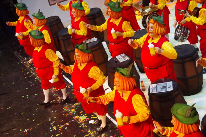 Primer premio en murga: 'La venganza se sirve fría'.