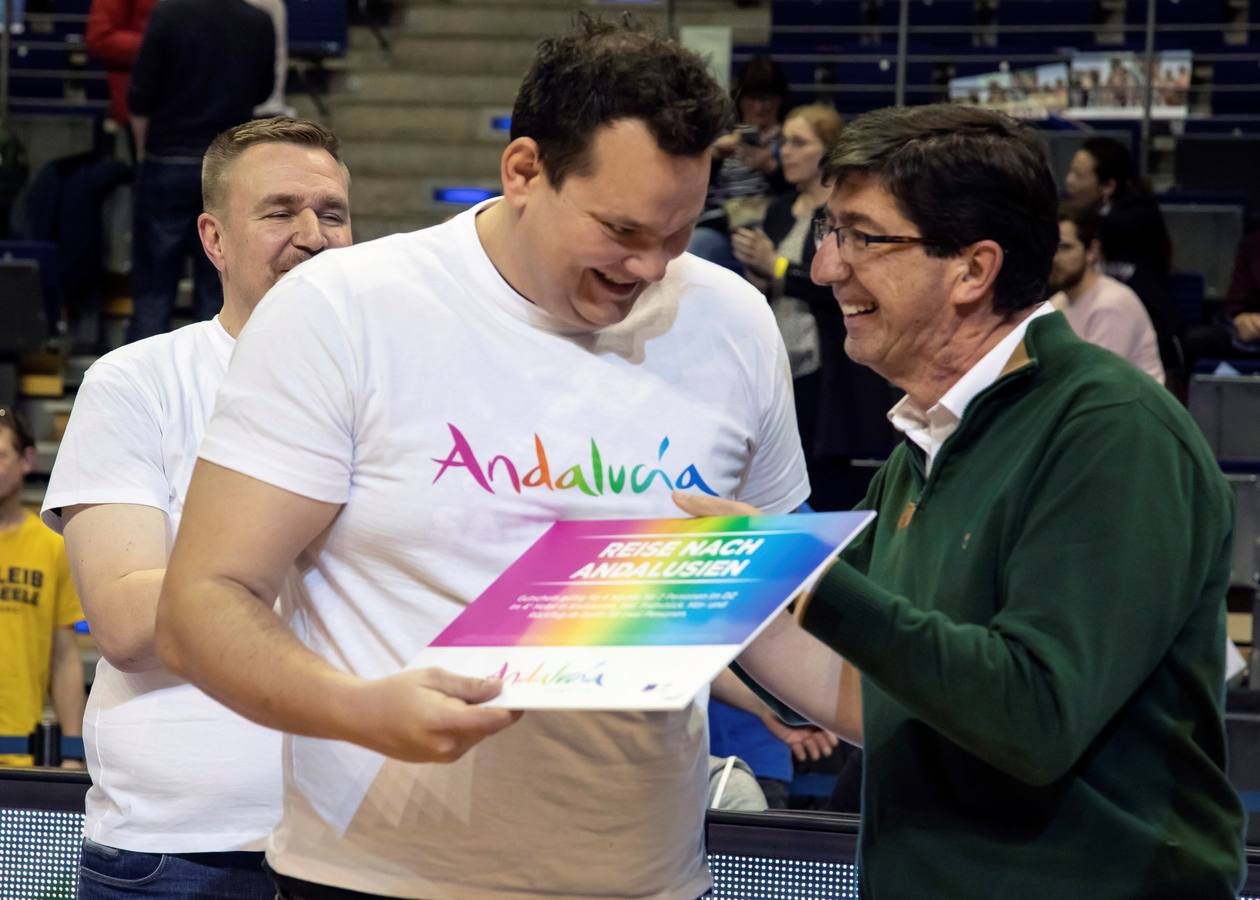 Andalucía se promocionó como destino turístico en Berlin antes del inicio de la famosa feria ITB en el partido entre el Alba Berin y el Unicaja. Los malagueños llegaron a perder por 21 puntos pero finalmente, en una locura de partido, se impuso por un punto (90-91)