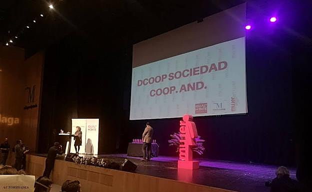 Dcoop, distinguida con el Premio Reconocidas 2019 por derribar barreras contra la igualdad