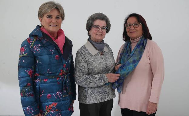 Victoria Ortuño, Beatriz Gandía y Anda Santiago Román