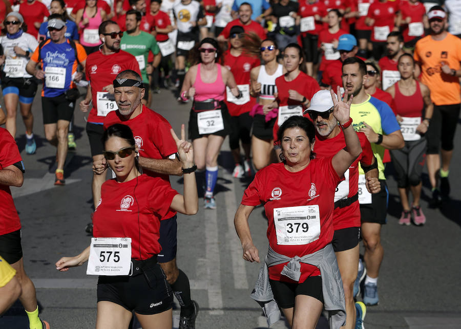 Unos 700 corredores participaron en la tradicional prueba con llegada a Gibralfaro
