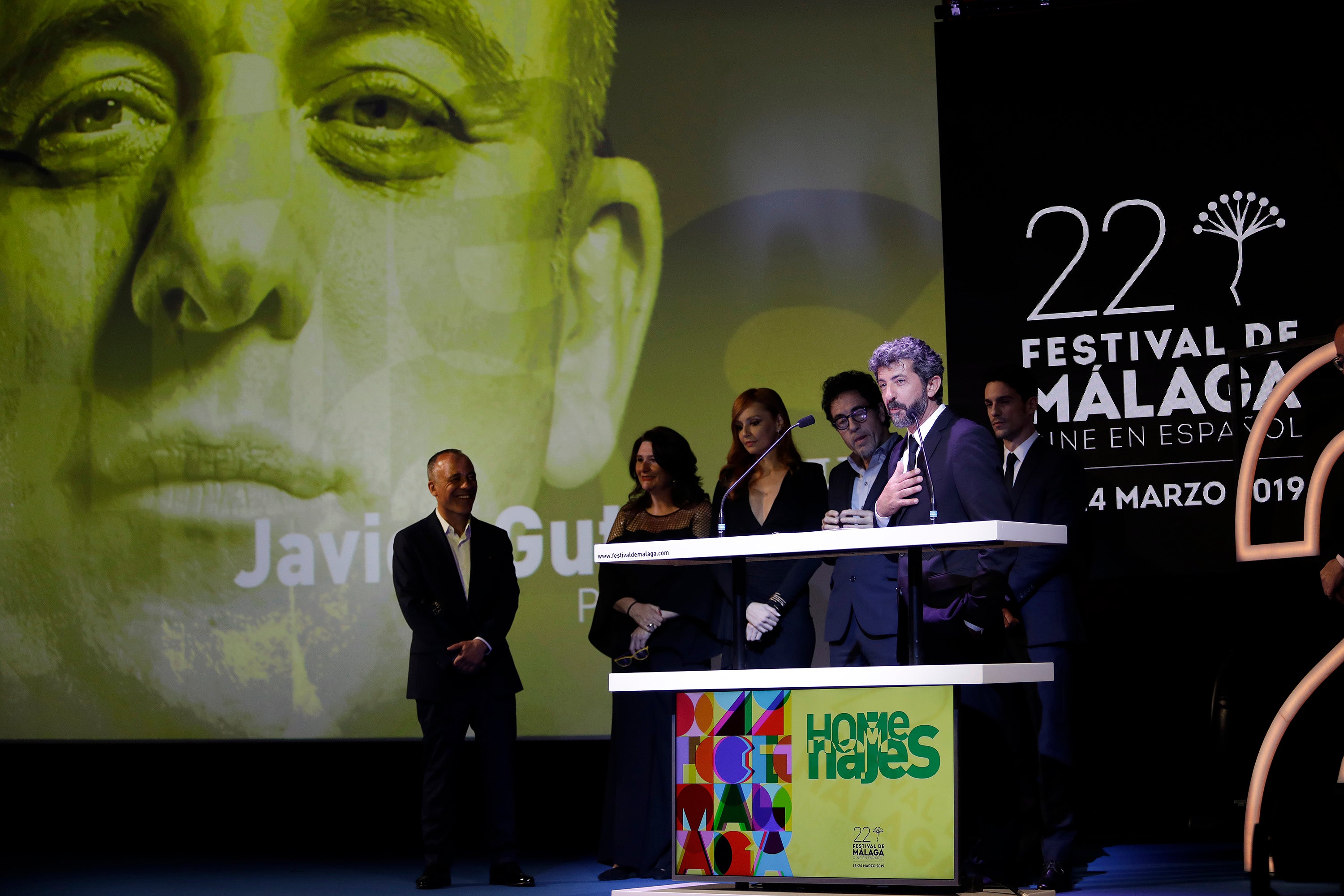 El cine en español se da cita estos días en Málaga. Así está siendo la alfombra del certamen.