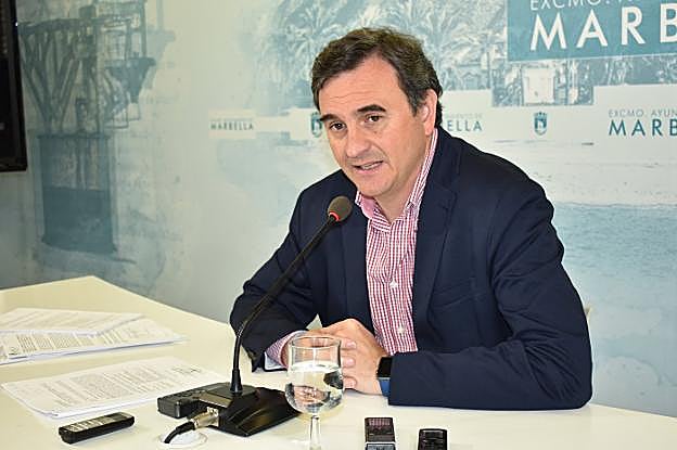 El portavoz del equipo de gobierno, Félix Romero. :: josele-lanza