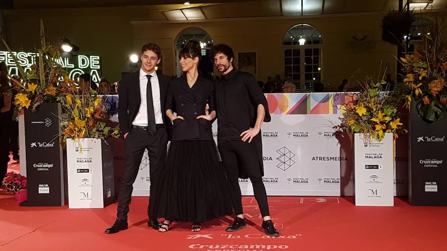 El cine en español se da cita estos días en Málaga. Así está siendo la alfombra del certamen.